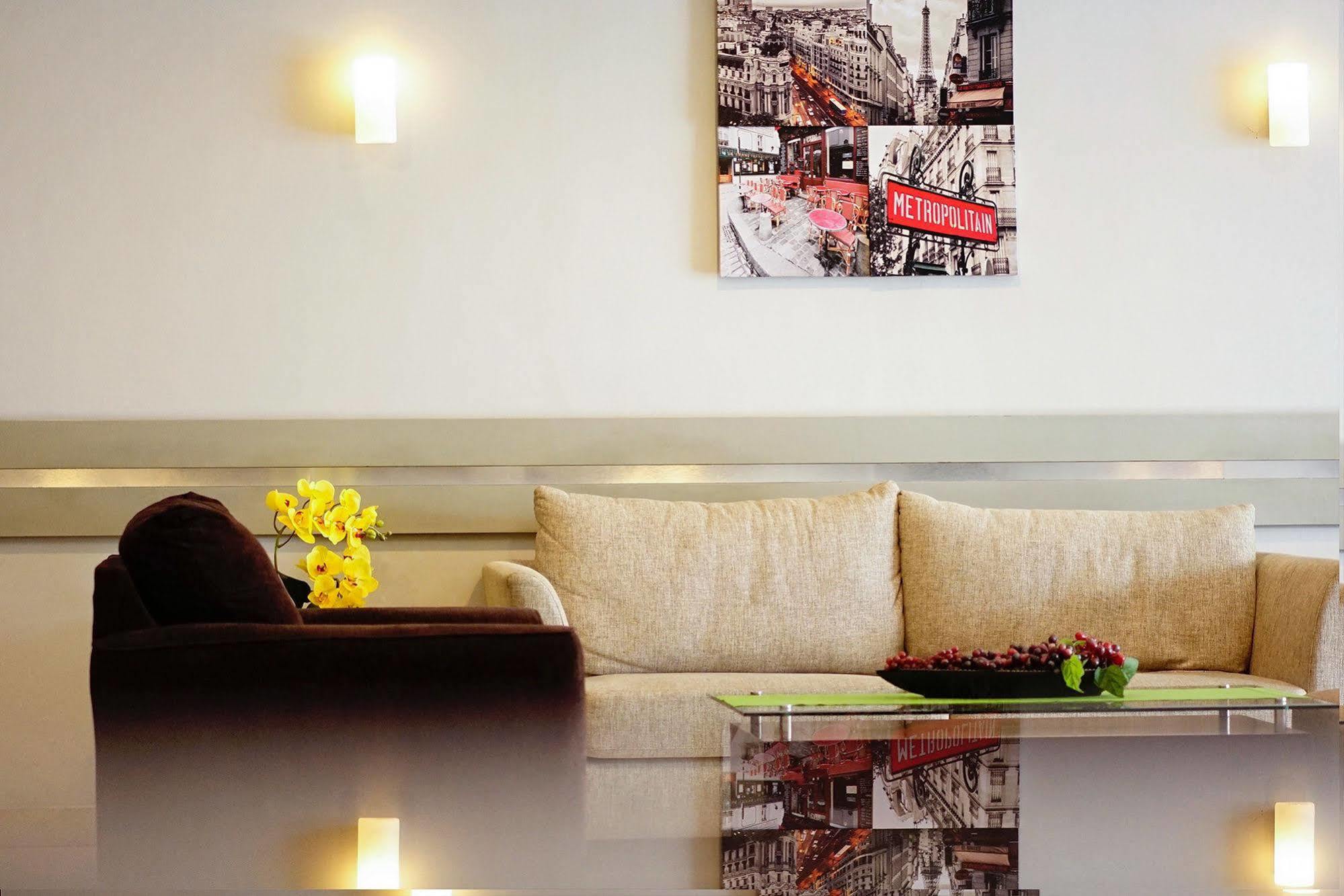 Hotel Celebes Makassar Bagian luar foto